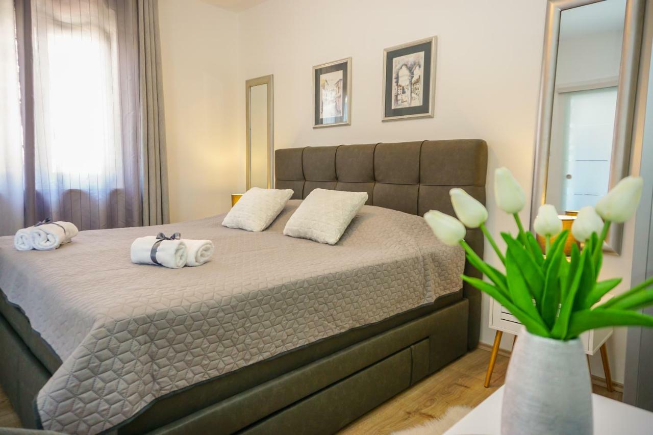 Apartment Paula With Private Jacuzzi And Parking- Near The Beach Задар Экстерьер фото
